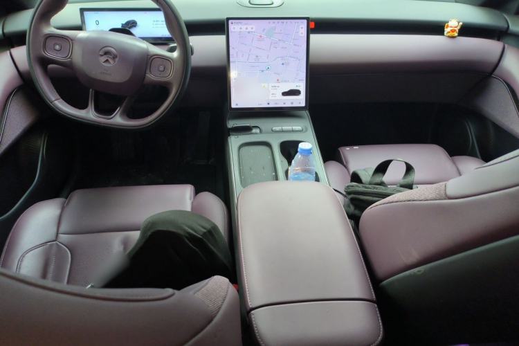 Used Nio ET5T 2024 75kWh Touring Center Console