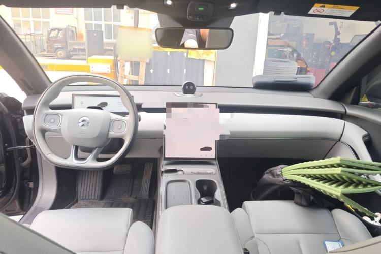 Used Nio ET5T 2024 75kWh Touring Center Console