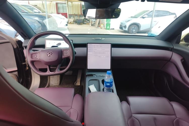 Used Nio ET5T 2024 75kWh Touring Center Console