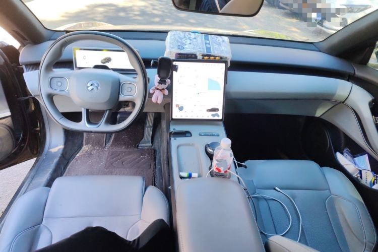 Used Nio ET5T 2024 75kWh Touring Center Console