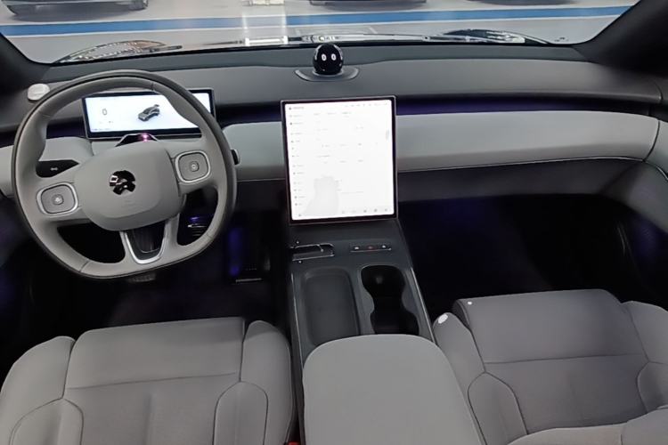 Used Nio ET5T 2024 75kWh Touring Center Console