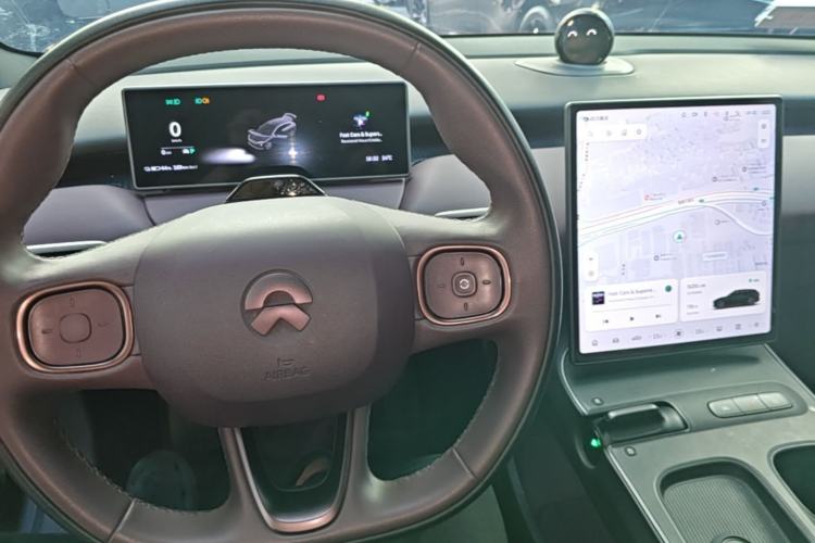 Used Nio ET5T 2024 75kWh Touring Center Console