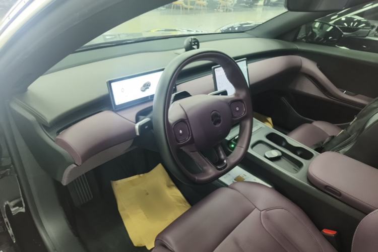 Used Nio ET5T 2024 75kWh Touring Center Console