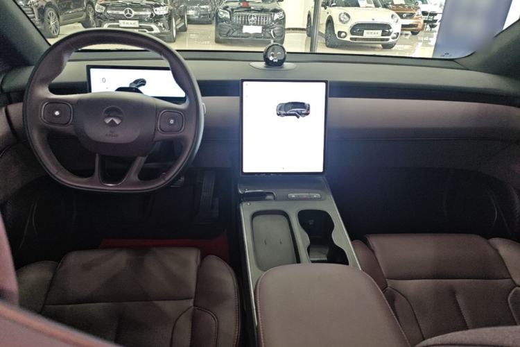 Used Nio ET5T 2024 75kWh Touring Center Console