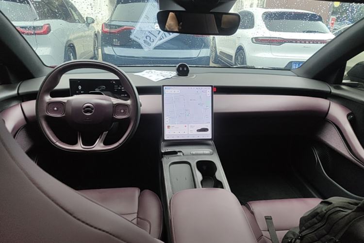 Used Nio ET5T 2024 75kWh Touring Center Console