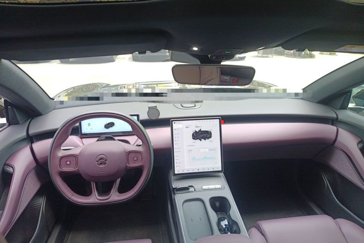 Used Nio ET5T 2024 75kWh Touring Center Console