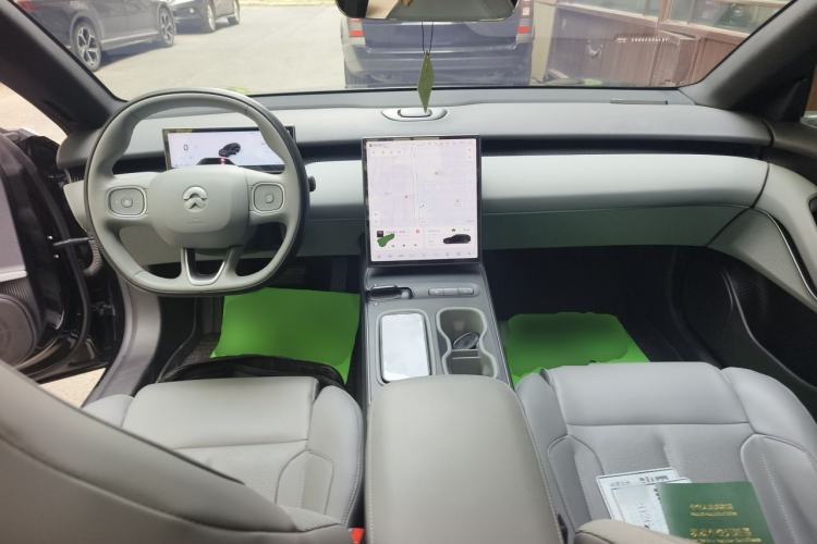 Used Nio ET5T 2024 75kWh Touring Center Console