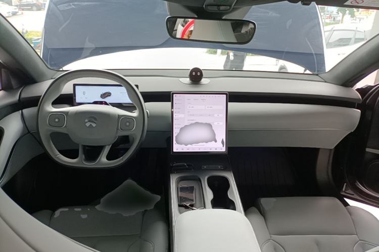 Used Nio ET5T 2024 75kWh Touring Center Console