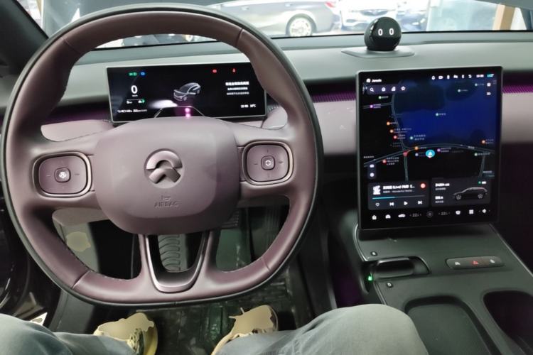 Used Nio ET5T 2024 75kWh Touring Center Console