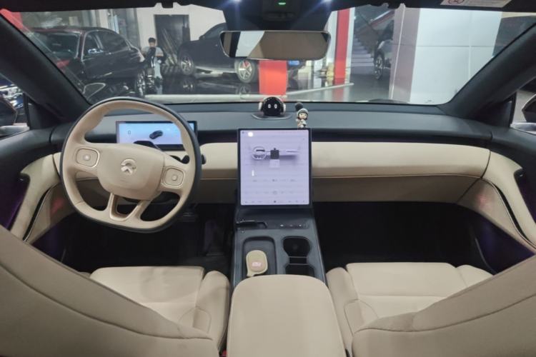 Used Nio ET5T 2024 75kWh Touring Center Console