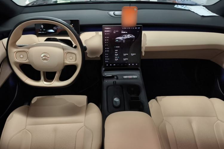 Used Nio ET5T 2024 75kWh Touring Center Console