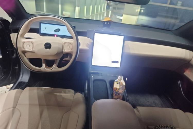 Used Nio ET5T 2024 75kWh Touring Center Console