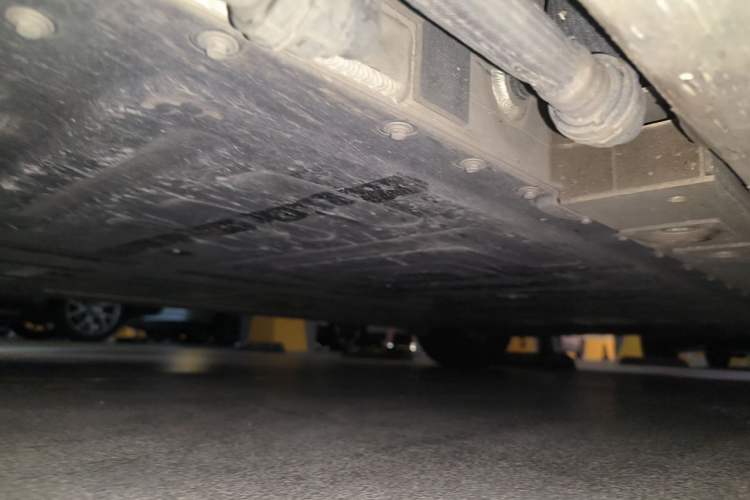 Used Nio ET5T 2024 75kWh Touring Chassis Front Left