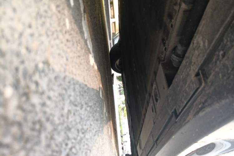 Used Nio ET5T 2024 75kWh Touring Chassis Front Left