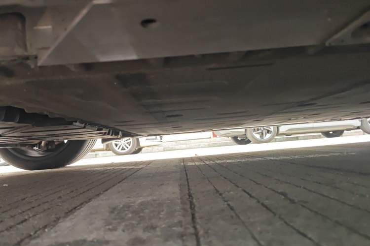 Used Nio ET5T 2024 75kWh Touring Chassis Front Left