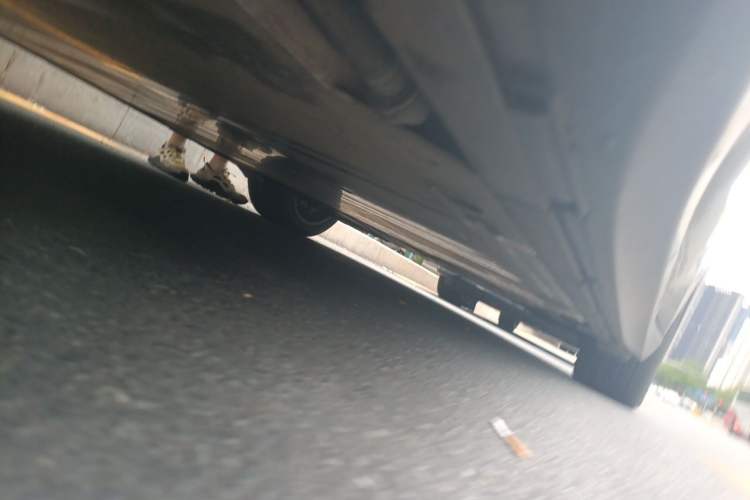 Used Nio ET5T 2024 75kWh Touring Chassis Front Left