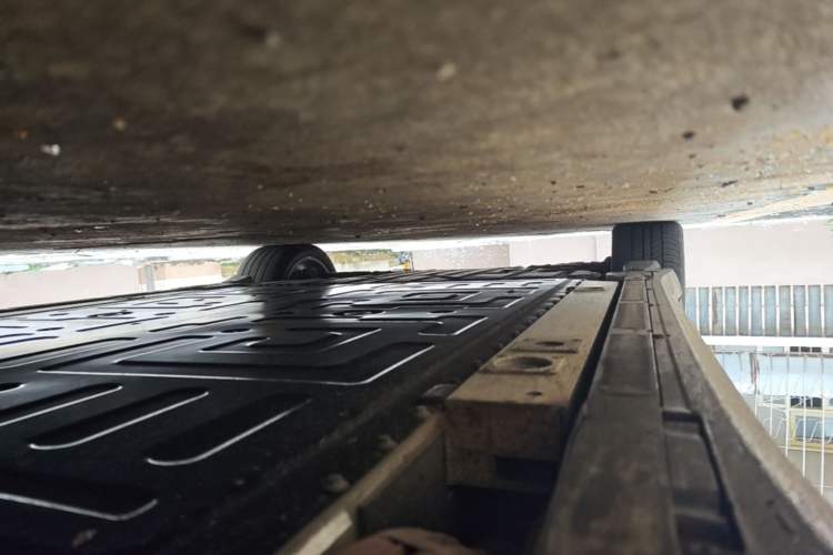 Used Nio ET5T 2024 75kWh Touring Chassis Front Right