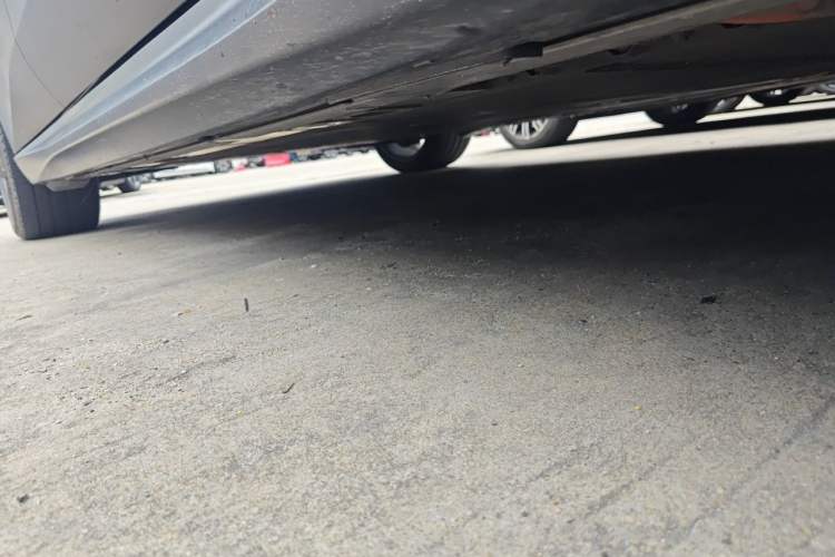 Used Nio ET5T 2024 75kWh Touring Chassis Front Right