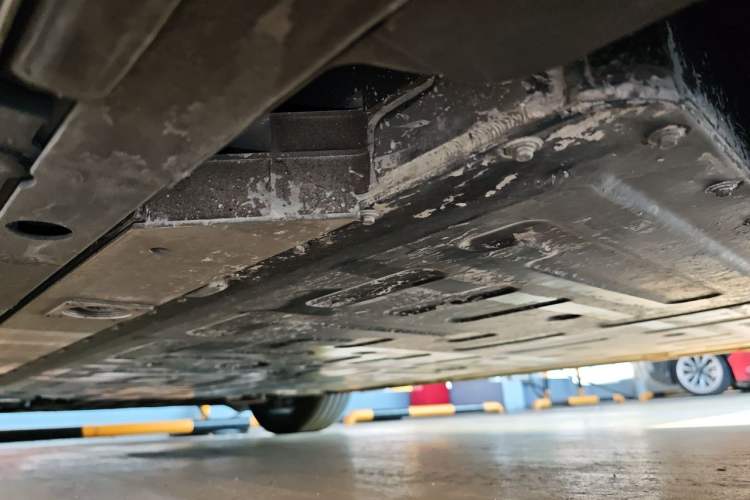 Used Nio ET5T 2024 75kWh Touring Chassis Front Right