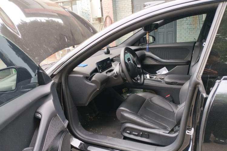Used Nio ET5T 2024 75kWh Touring Driver Seat