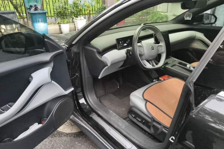 Used Nio ET5T 2024 75kWh Touring Driver Seat