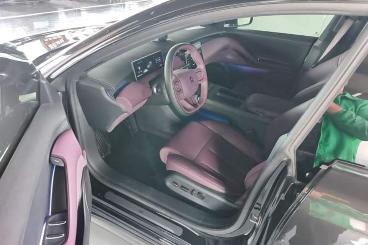 Used Nio ET5T 2024 75kWh Touring Driver Seat
