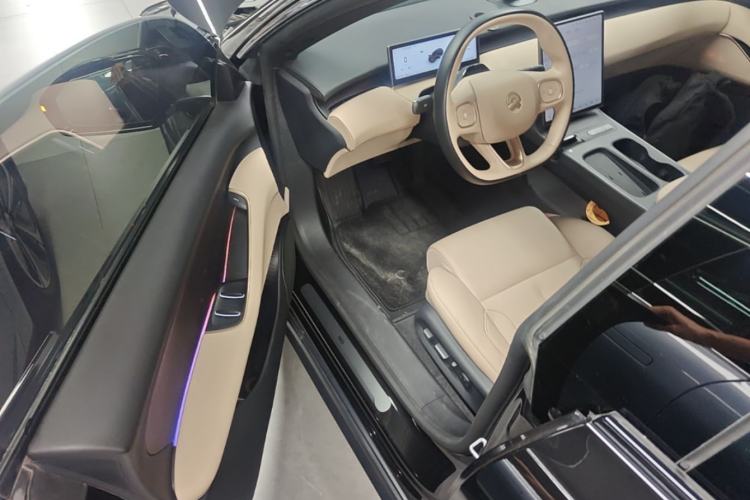 Used Nio ET5T 2024 75kWh Touring Driver Seat