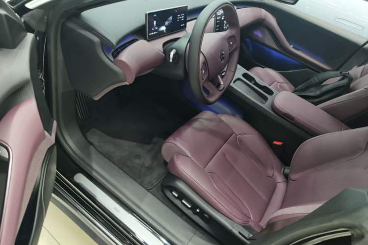 Used Nio ET5T 2024 75kWh Touring Driver Seat