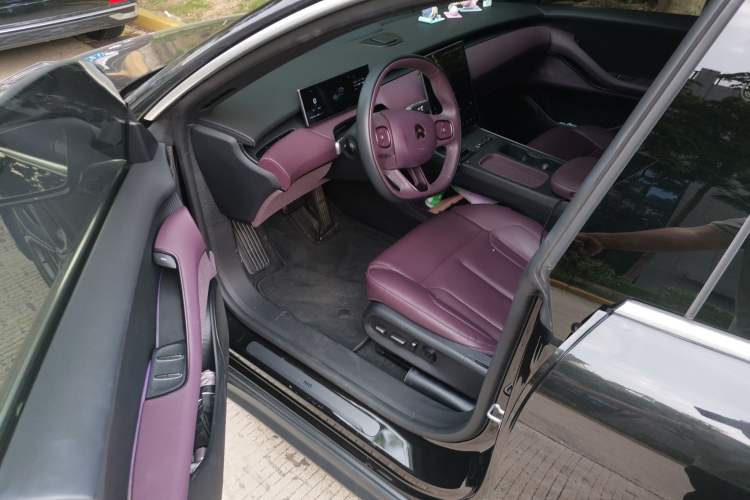Used Nio ET5T 2024 75kWh Touring Driver Seat