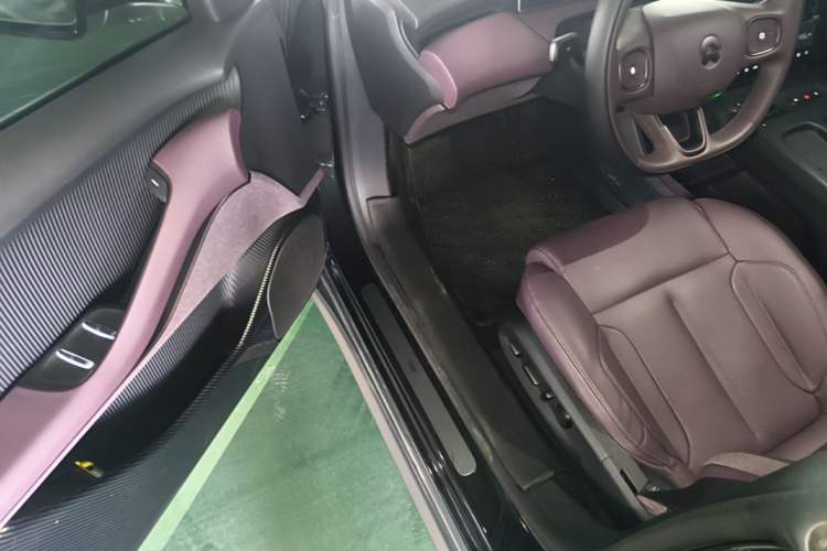 Used Nio ET5T 2024 75kWh Touring Driver Seat