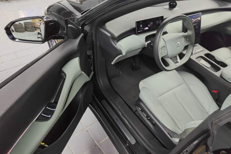 Used Nio ET5T 2024 75kWh Touring Driver Seat