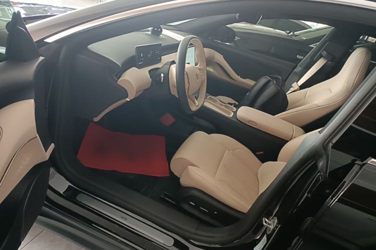 Used Nio ET5T 2024 75kWh Touring Driver Seat