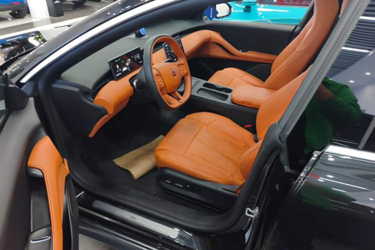 Used Nio ET5T 2024 75kWh Touring Driver Seat