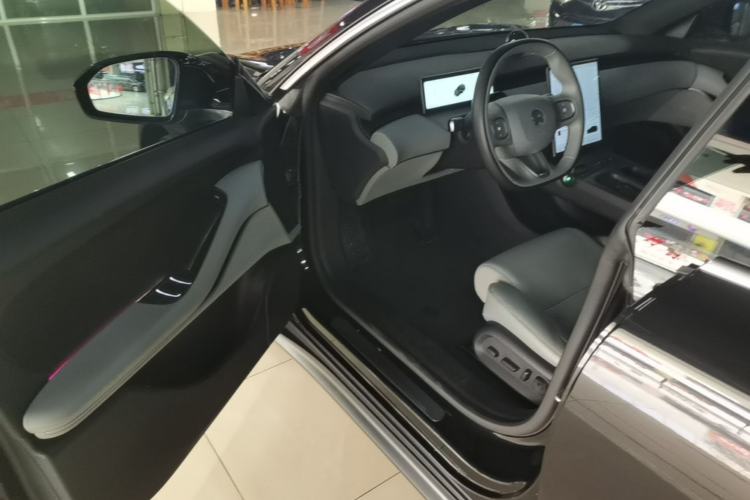 Used Nio ET5T 2024 75kWh Touring Driver Seat