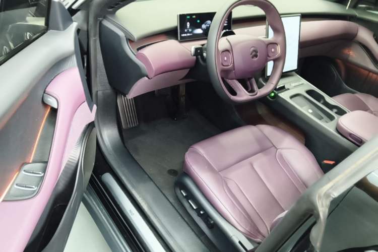 Used Nio ET5T 2024 75kWh Touring Driver Seat