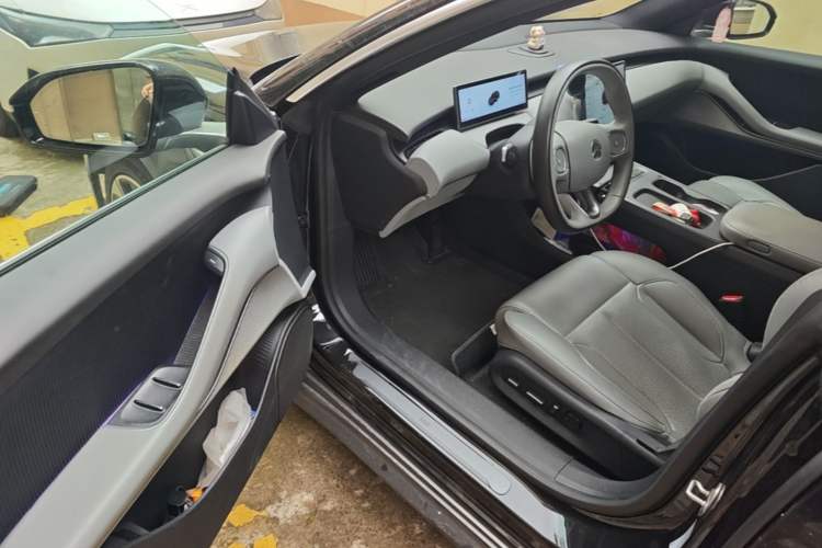 Used Nio ET5T 2024 75kWh Touring Driver Seat