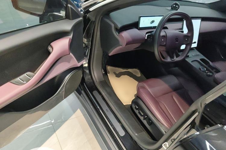 Used Nio ET5T 2024 75kWh Touring Driver Seat