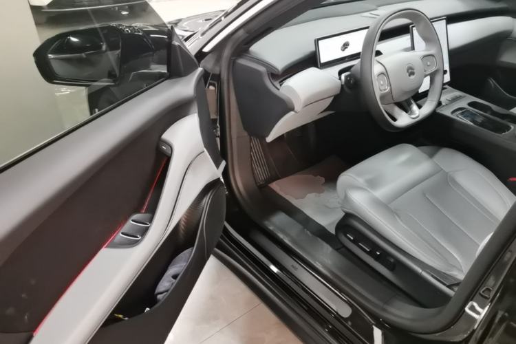Used Nio ET5T 2024 75kWh Touring Driver Seat