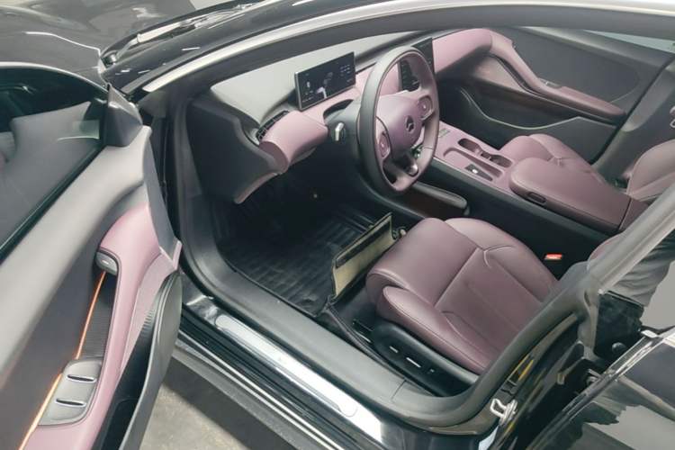 Used Nio ET5T 2024 75kWh Touring Driver Seat