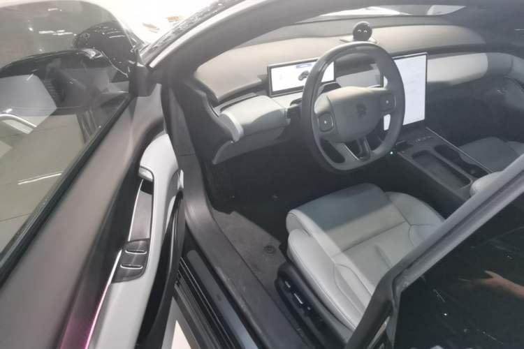 Used Nio ET5T 2024 75kWh Touring Driver Seat