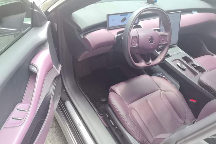 Used Nio ET5T 2024 75kWh Touring Driver Seat