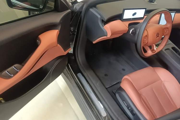 Used Nio ET5T 2024 75kWh Touring Driver Seat