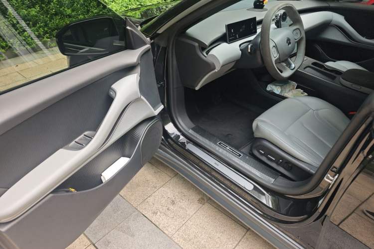 Used Nio ET5T 2024 75kWh Touring Driver Seat
