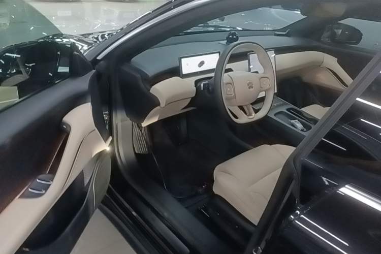 Used Nio ET5T 2024 75kWh Touring Driver Seat