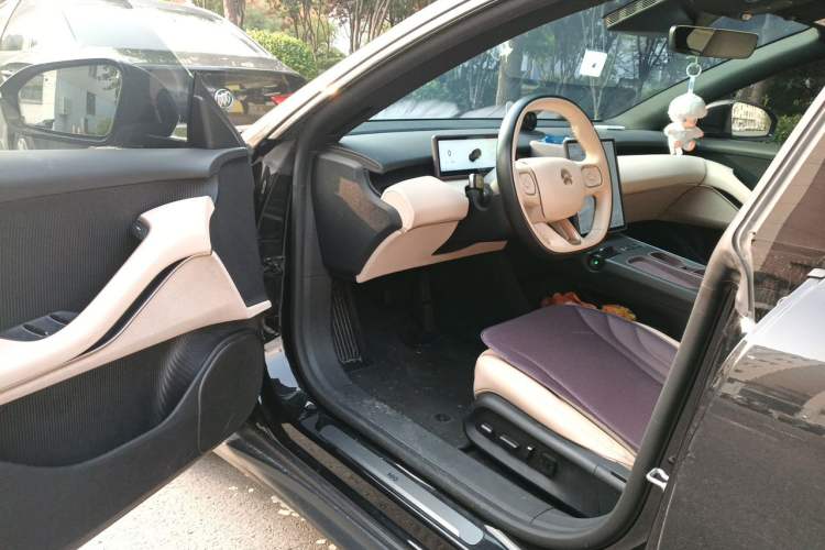 Used Nio ET5T 2024 75kWh Touring Driver Seat