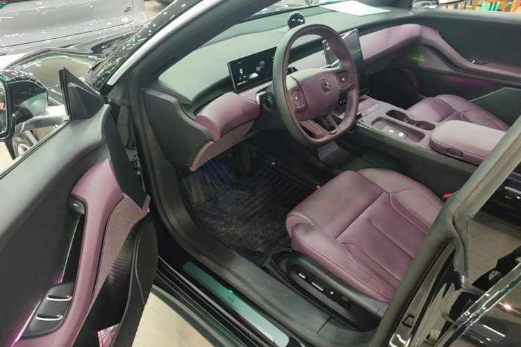 Used Nio ET5T 2024 75kWh Touring Driver Seat