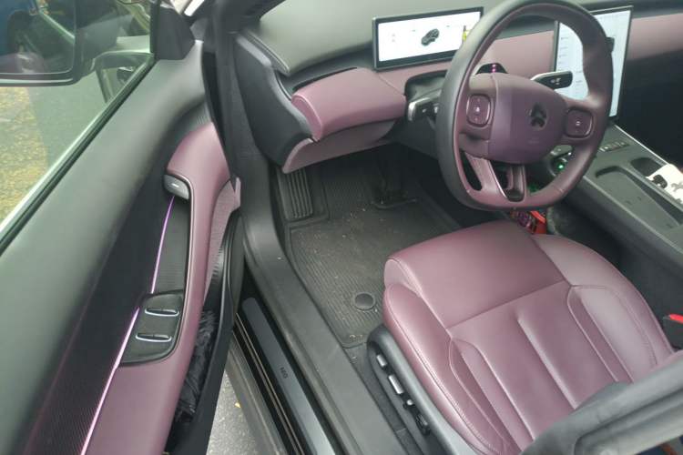 Used Nio ET5T 2024 75kWh Touring Driver Seat