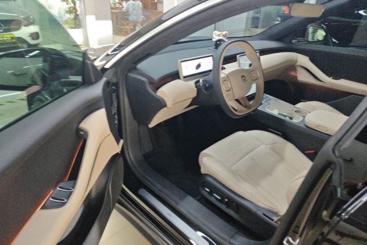 Used Nio ET5T 2024 75kWh Touring Driver Seat