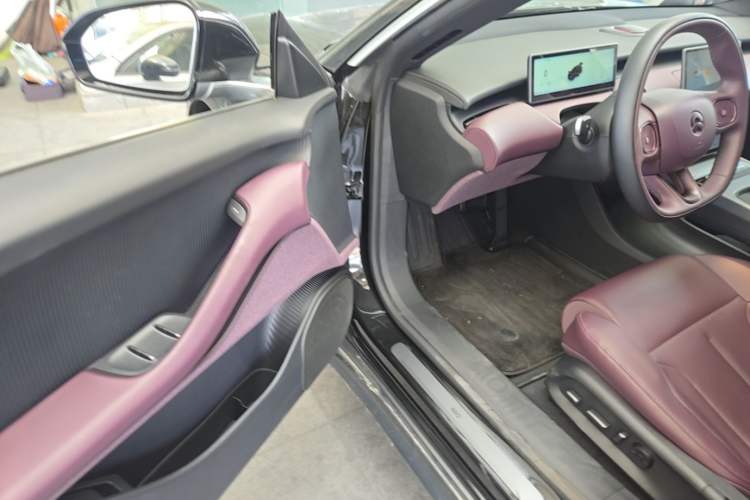 Used Nio ET5T 2024 75kWh Touring Driver Seat