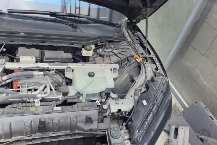 Used Nio ET5T 2024 75kWh Touring Engine Bay Left